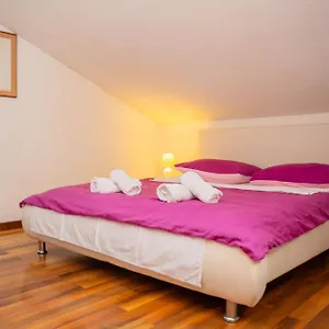  Apartamento Cozy Kamenita