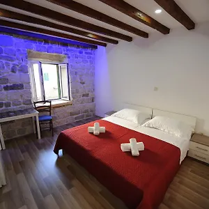 3* Pensión Center