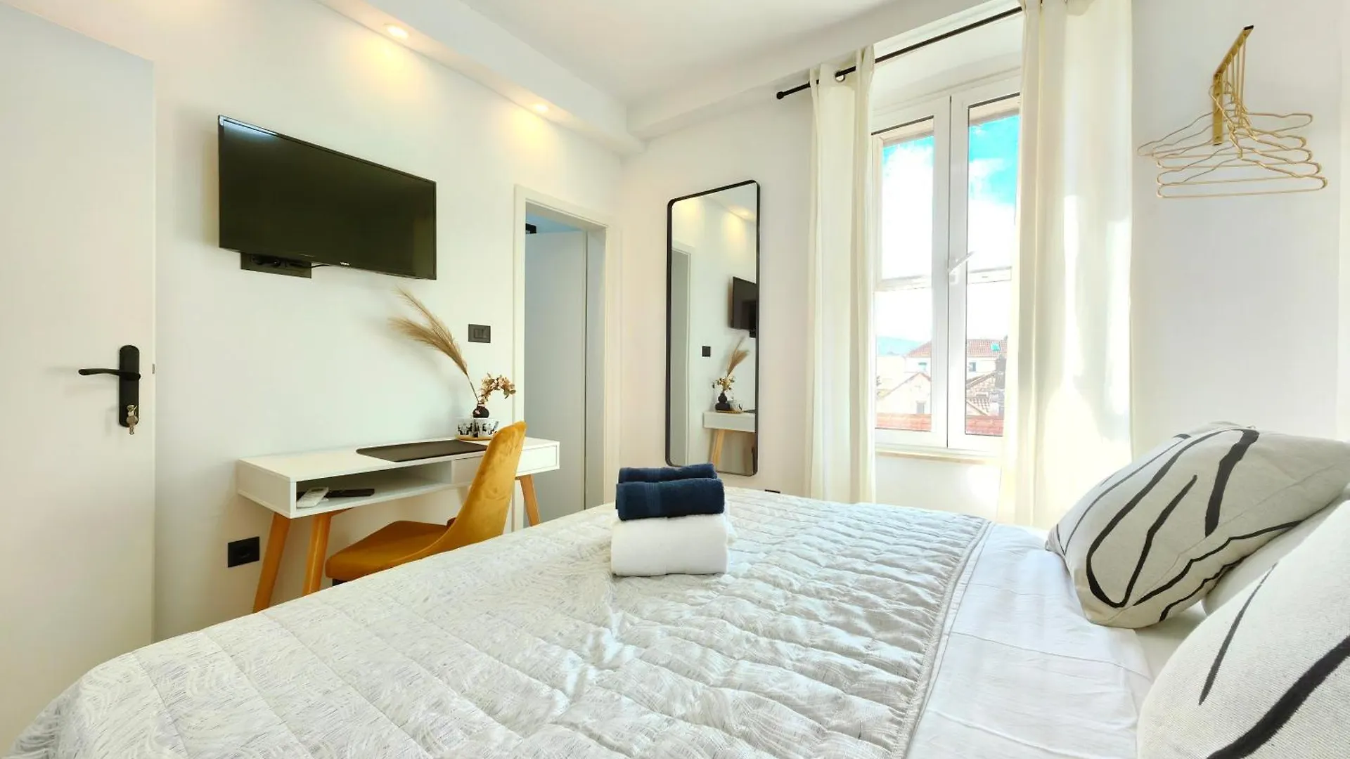 Studio & Rooms Fjok Split Croatie